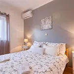Sea Mare Rustinella Apartman *