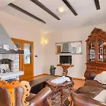 Sea Mare Rustinella Apartman